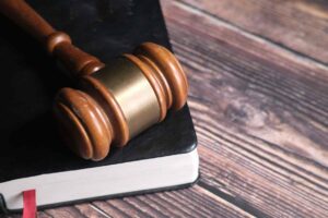 Lessor dismissal for serious and legitimate reasons traesch lawyer