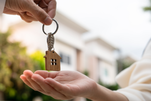 Leaseback tourist residence Termination of lease traesch lawyer