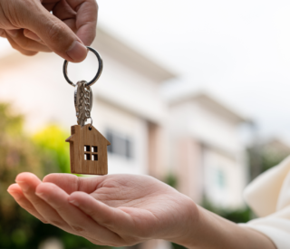 Leaseback tourist residence Termination of lease traesch lawyer