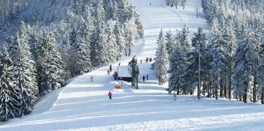 Arcs 1800 Hotel du Golf lease transfer traesch lawyer