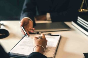 Brokerage Abrupt termination of the business relationship traesch lawyer