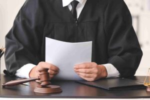 Choosing a lawyer for your French leaseback traesch lawyer