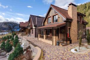 French Leaseback Disputes traesch lawyer
